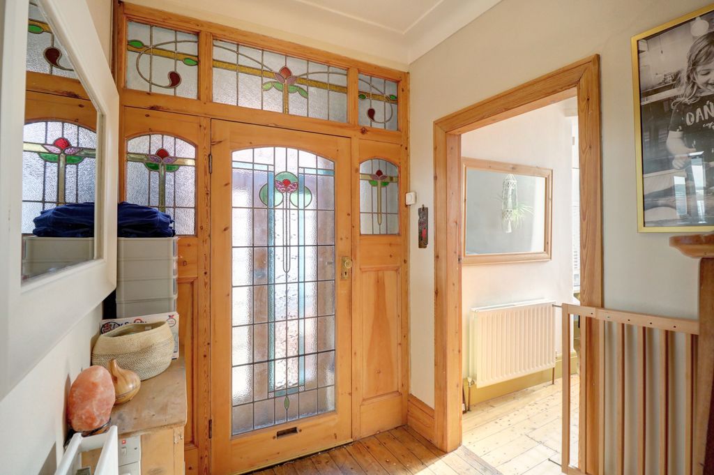 Property photo 2 of 26 Hallway