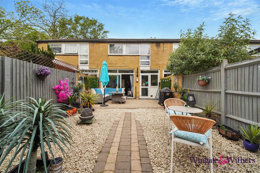 Property photo 3 of 18 18.Jpg