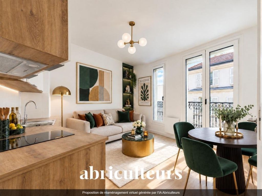 Property photo 1 of 24 Bright Charming Apartment With Small Balcony, Quiet Location In Paris 18th District