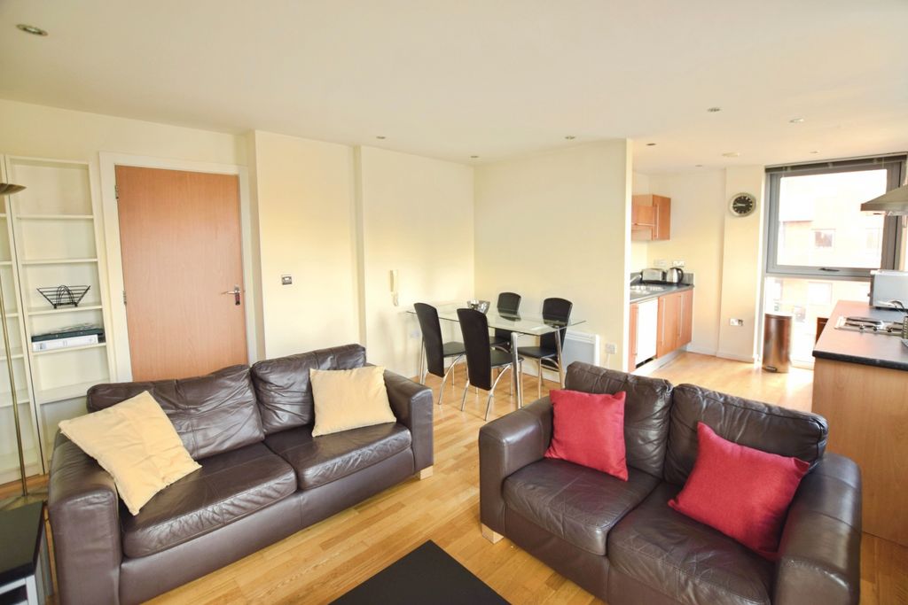 Property photo 2 of 13