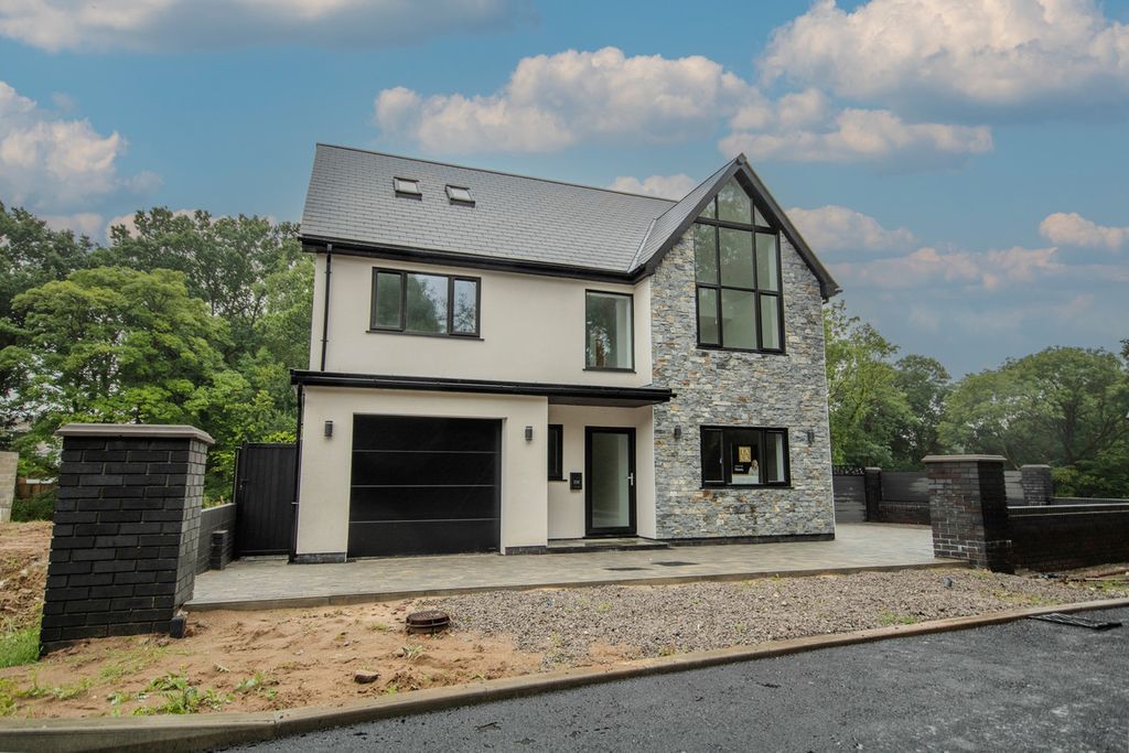 Property photo 1 of 48