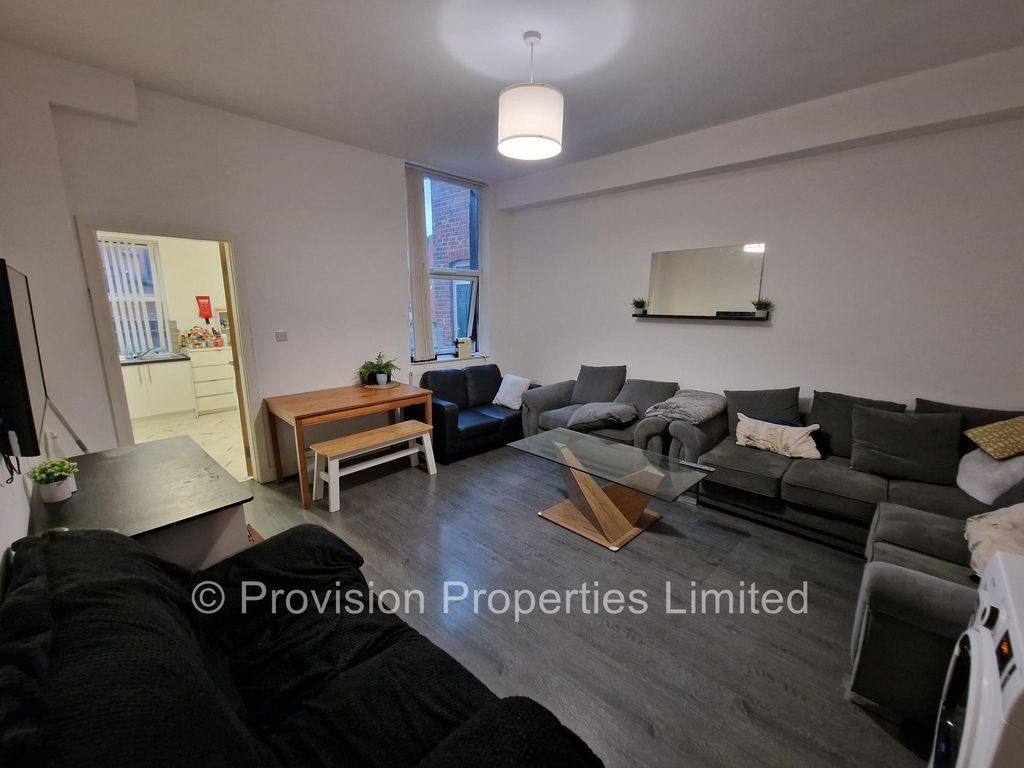 Property photo 1 of 14 Photo