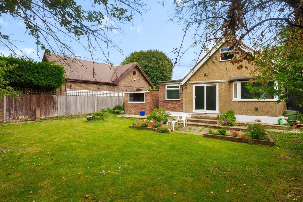 Property photo 2 of 15 Picture No. 05