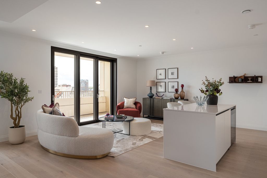 Property photo 2 of 26 Chelsea River View-02.Jpg