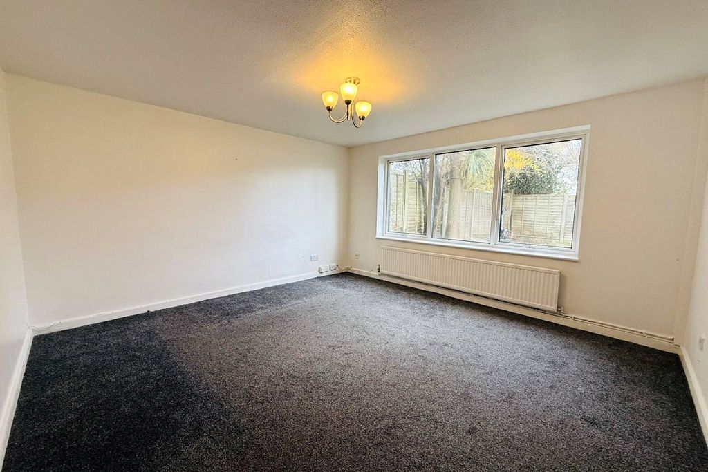 Property photo 3 of 8 Picture No. 07