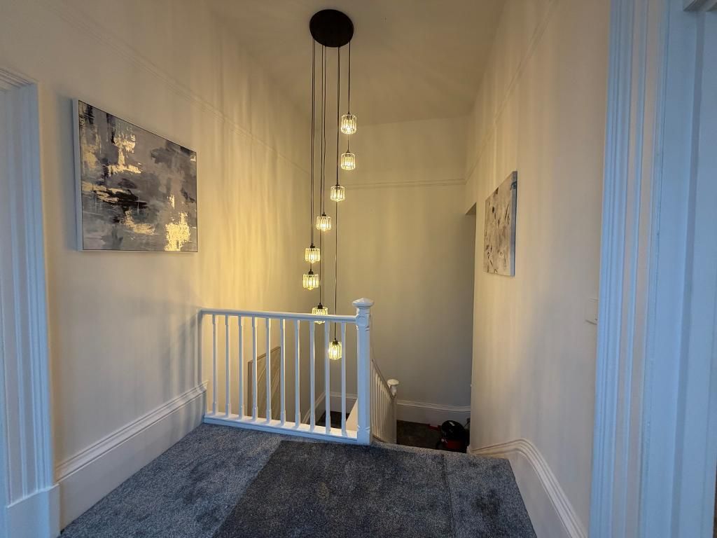 Property photo 3 of 8 Landing