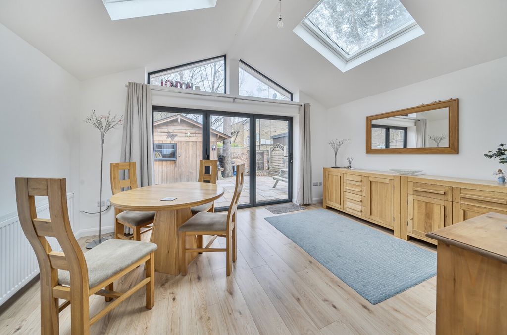 Property photo 3 of 15 1429099-3-69B2c0F...