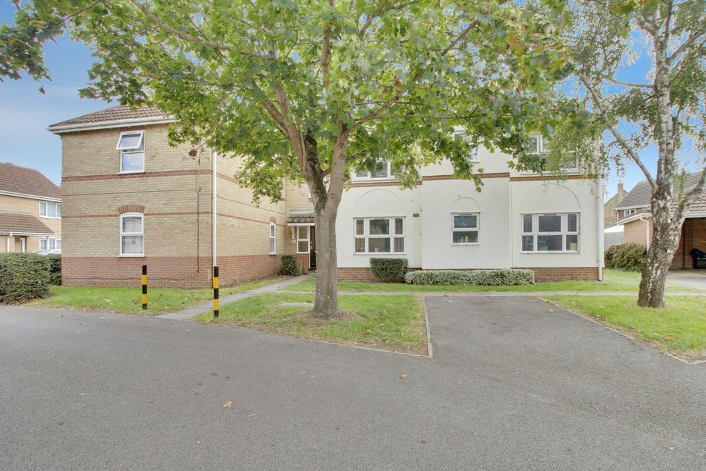 1 bed flat for saleCamargue Drive, March PE15