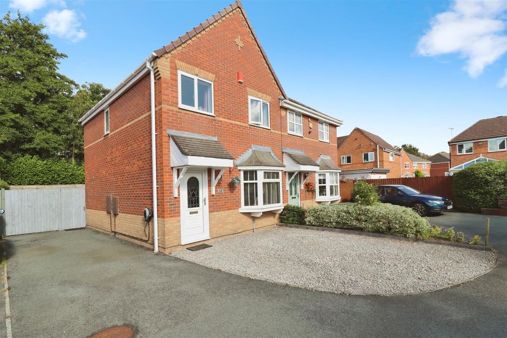 Property photo 1 of 25 B6906569-Front 201.Jpg