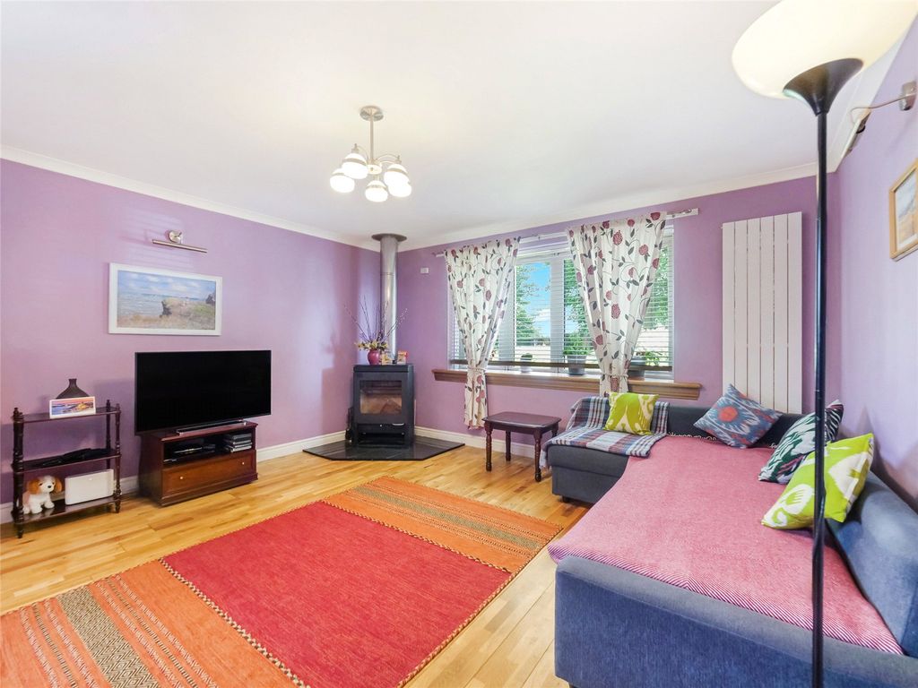 Property photo 3 of 22 Living/Dining Area