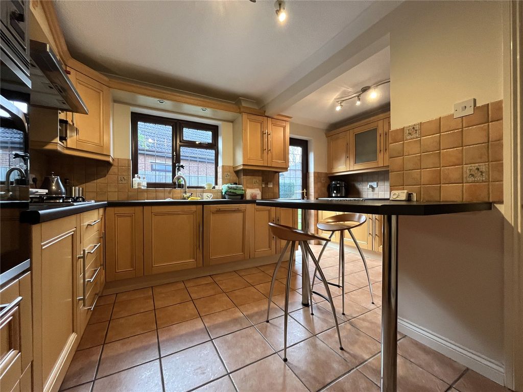 Property photo 3 of 26 Picture No. 11