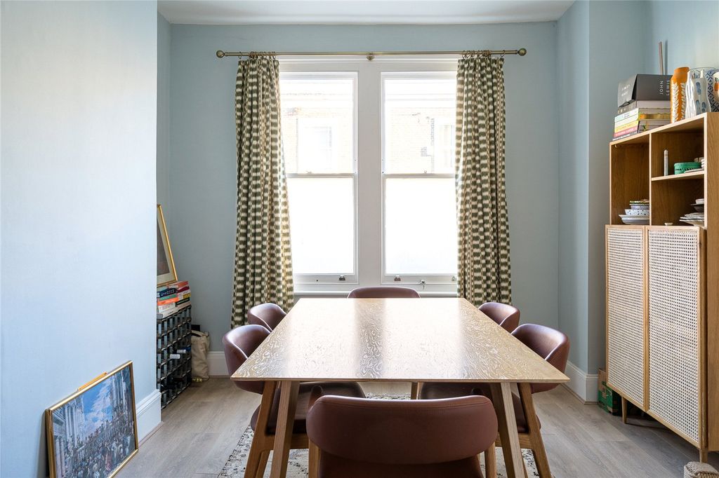 Property photo 3 of 14 Picture No. 01