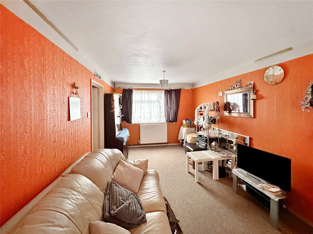 Property photo 3 of 12 Picture No. 07
