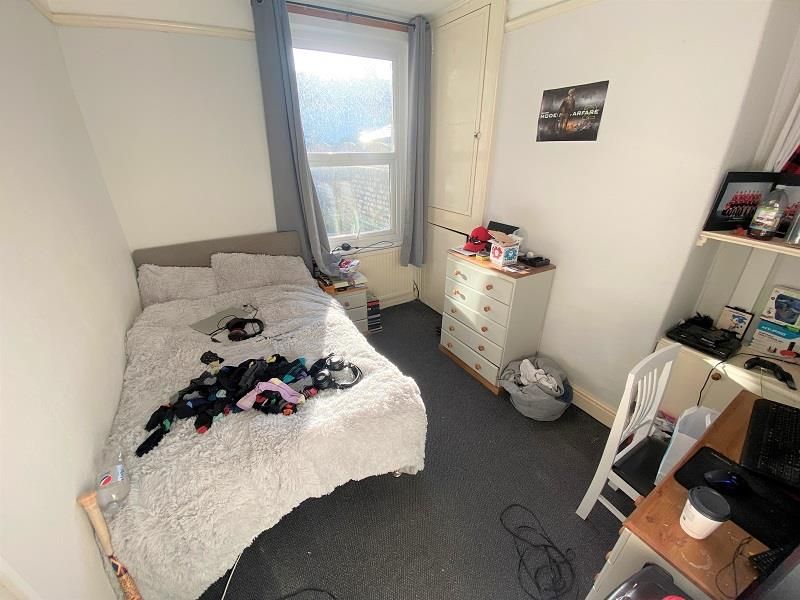 Property photo 3 of 7 Bedroom 1.Jpg