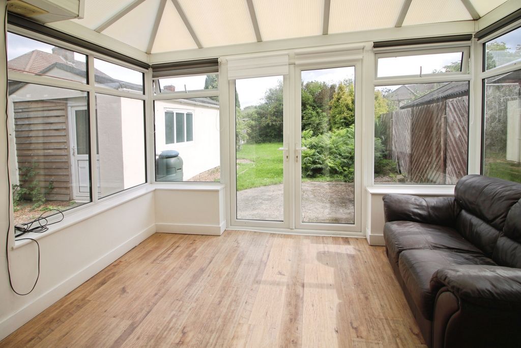 Property photo 3 of 20 Conservatory