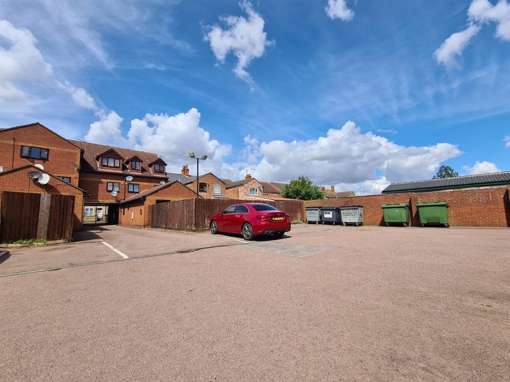 Property photo 1 of 7 747A8427-8728-43c8-B468-1B0d53ee9704.Jpg