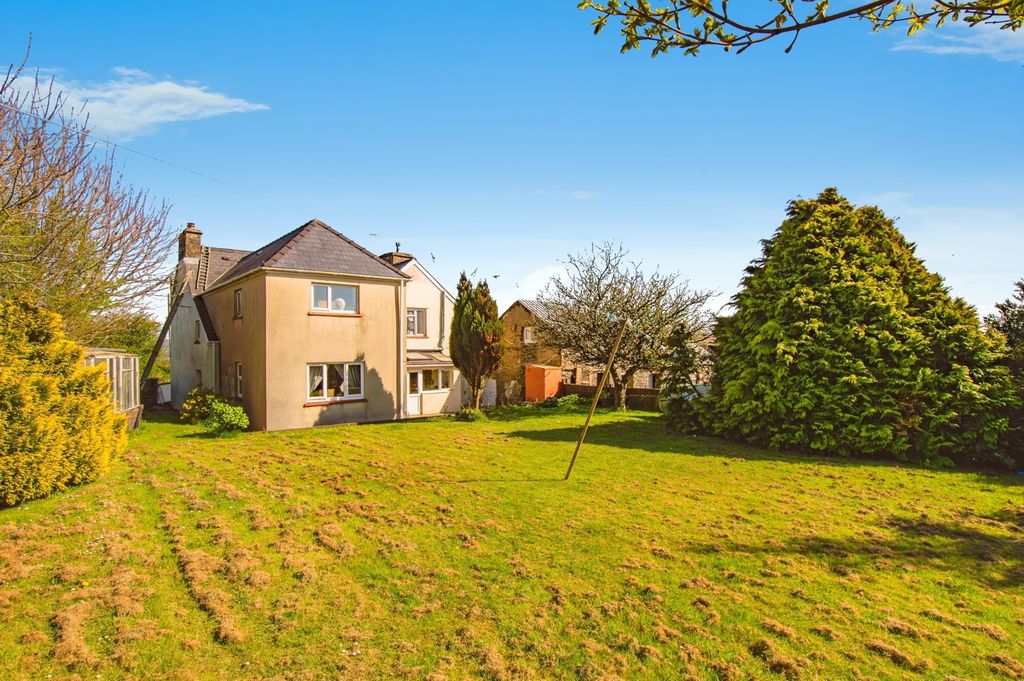 Property photo 1 of 17 Photo