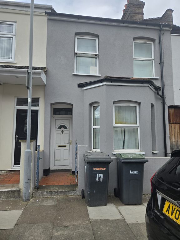 Property photo 1 of 33