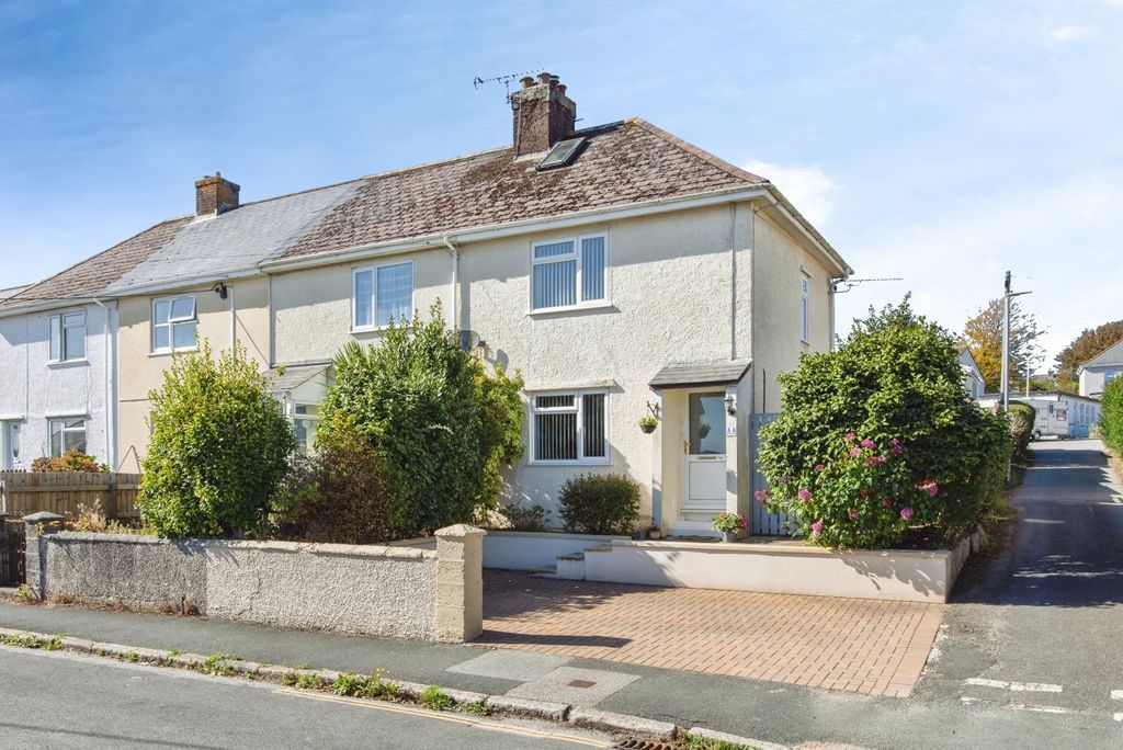 Property photo 1 of 11 Pbox-Img.Jpg