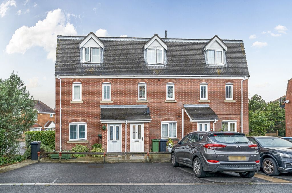 Property photo 1 of 11 1347519-2-68B9B28...