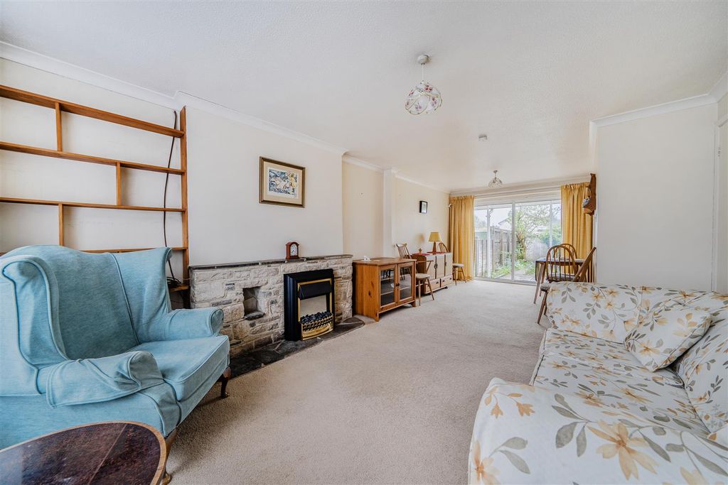 Property photo 3 of 19 1436462-14-69Cf84100E1E6.Jpg