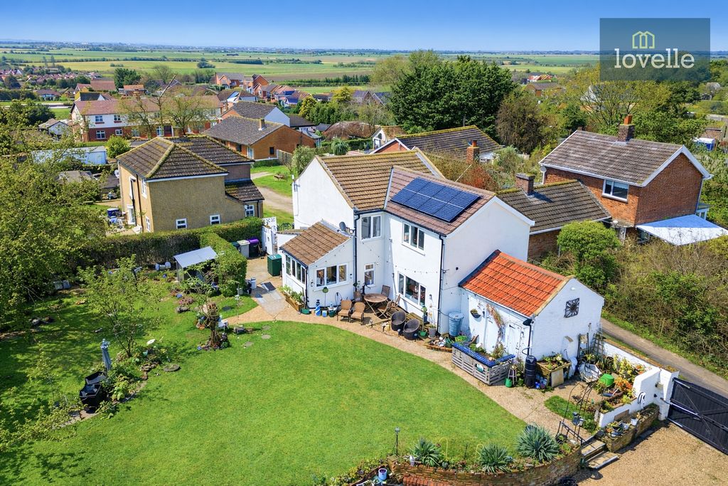 Property photo 1 of 24