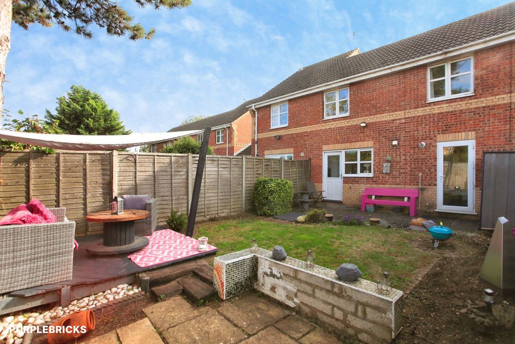 Property photo 2 of 23