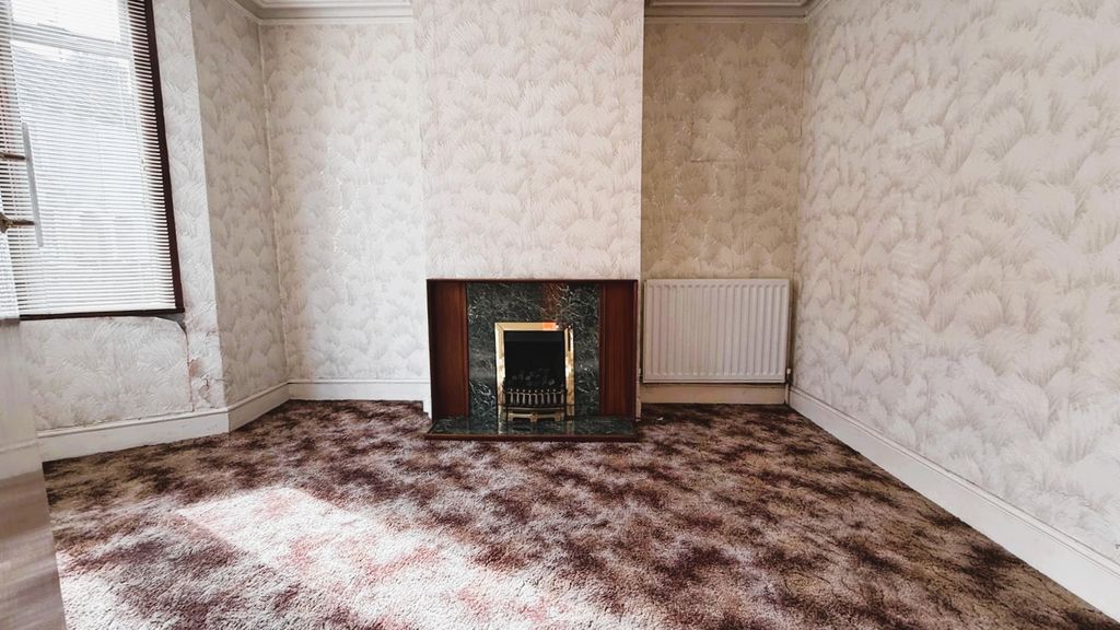 Property photo 3 of 12 5422408