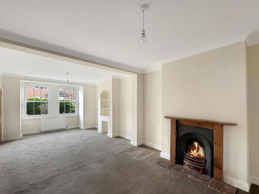 Property photo 2 of 23 Living Room