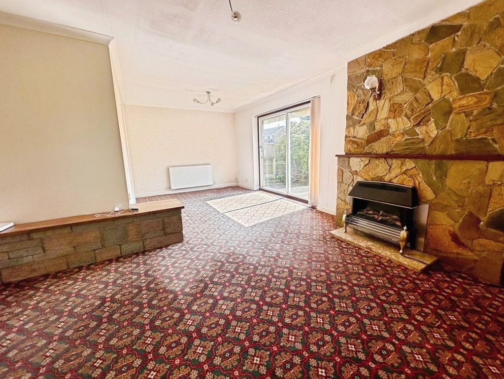 Property photo 3 of 11 Picture No. 15