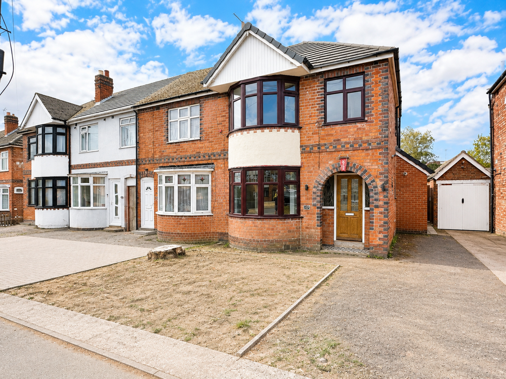 Property photo 1 of 11