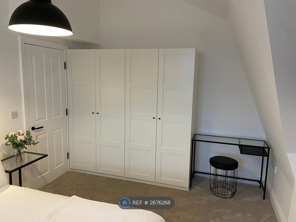 Property photo 3 of 9 Fitted Wardrobes And Dresser