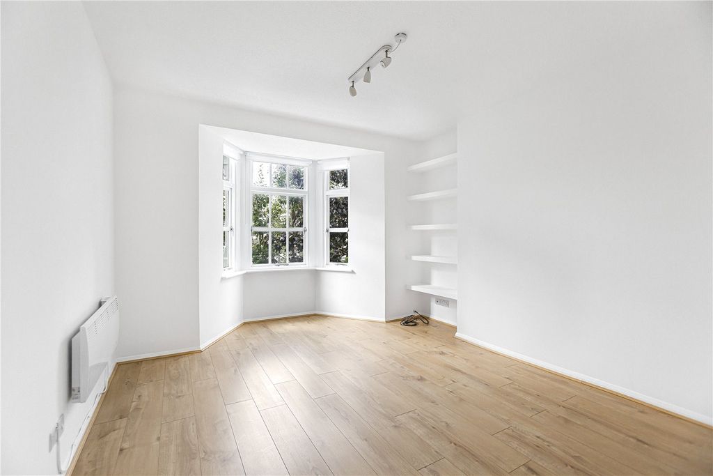 Property photo 1 of 13 Picture No. 12