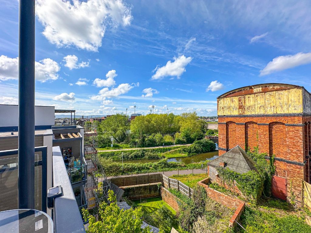 Property photo 3 of 20 5063338