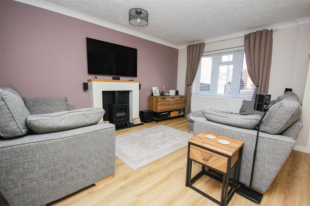 Property photo 3 of 12 Img_0339.Jpg