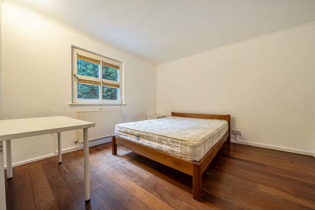 Property photo 1 of 13 1405163-2-6978c2E...