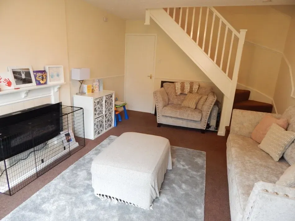 Property photo 2 of 9