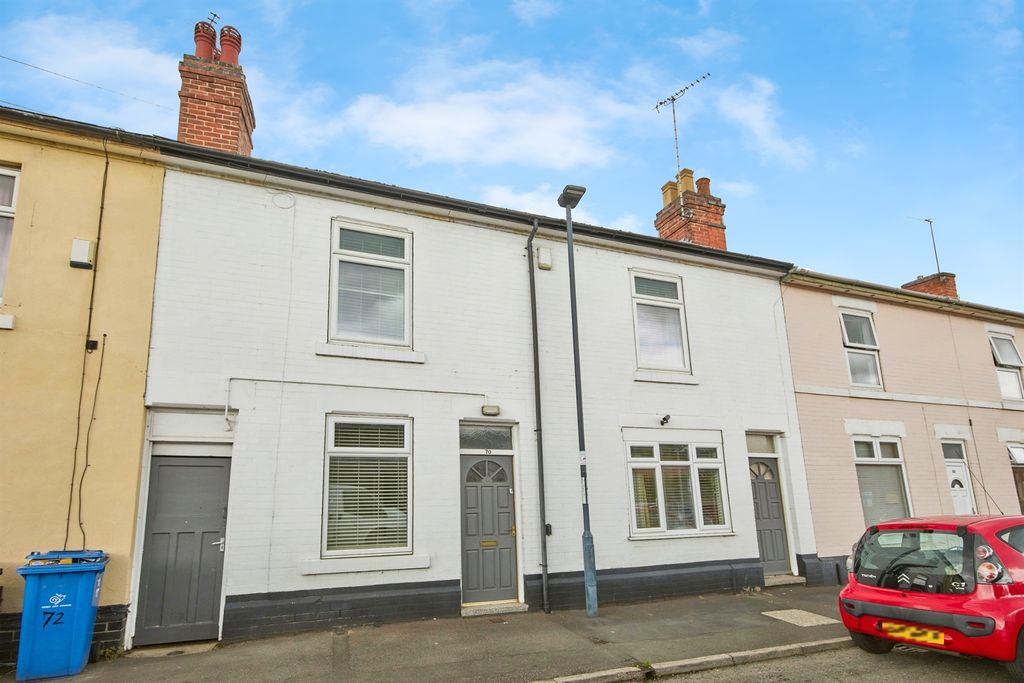 Property photo 1 of 17
