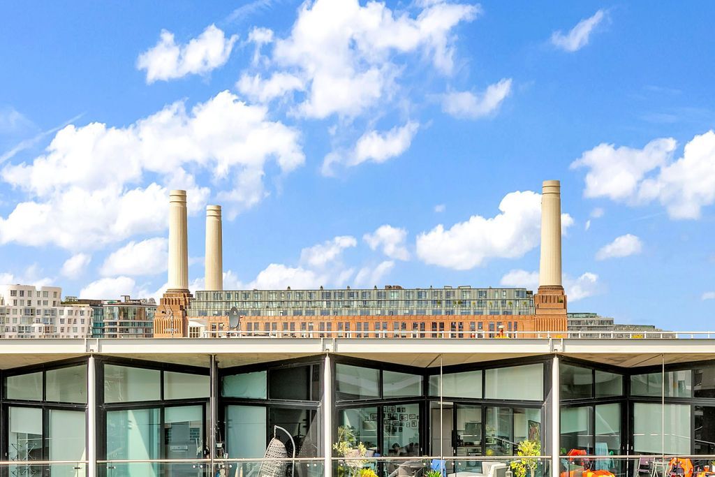 Property photo 3 of 41