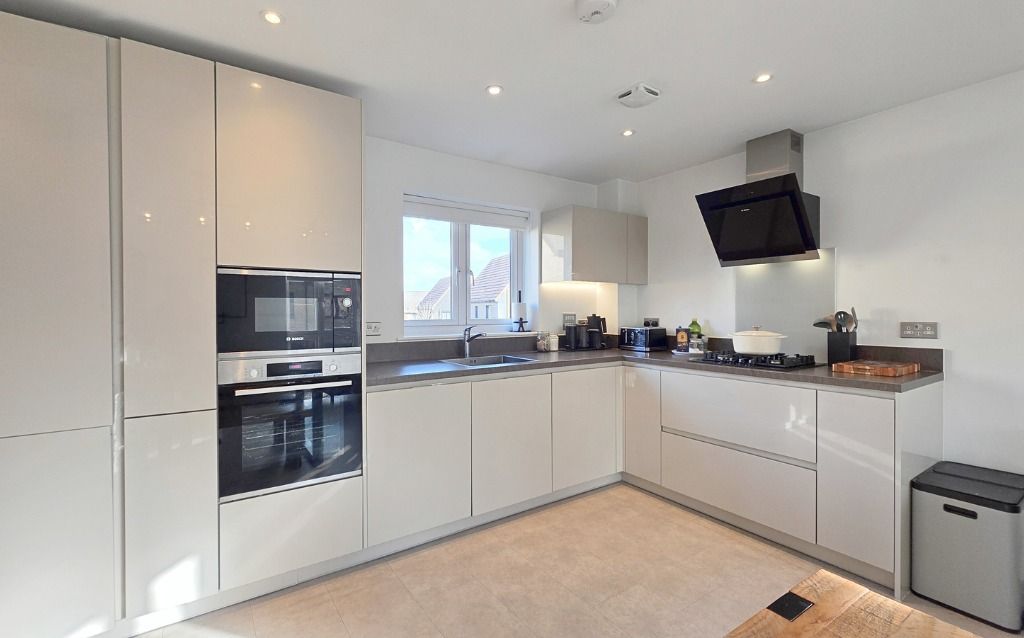 Property photo 3 of 10 4625534