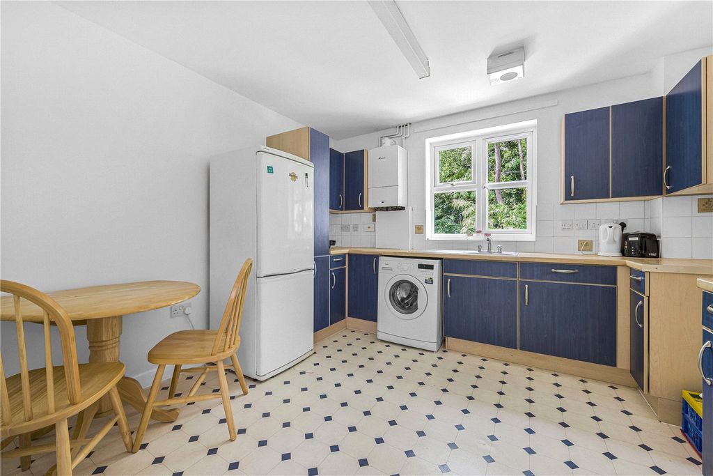Property photo 2 of 8 Picture No. 05