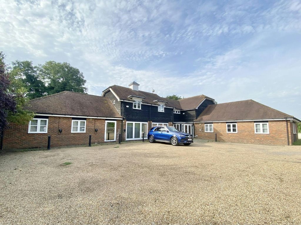 Property photo 1 of 4 Freehold.Jpg