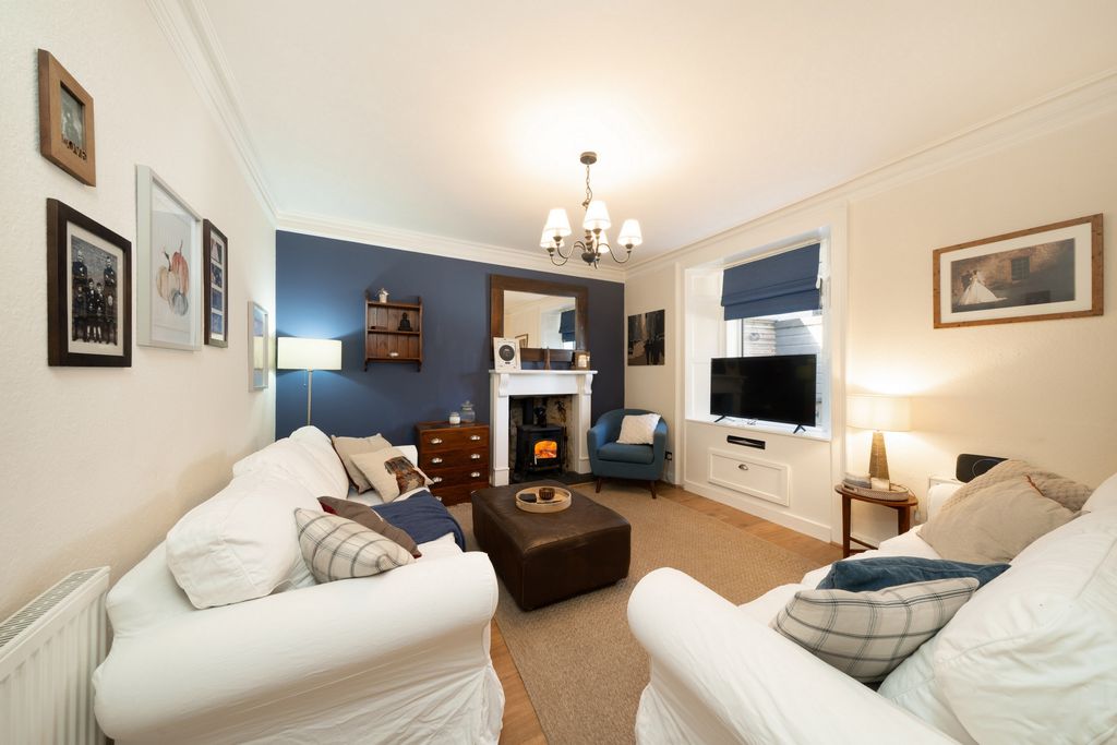 Property photo 2 of 24 Photo 16