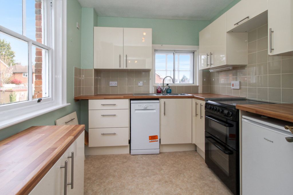 Property photo 3 of 14