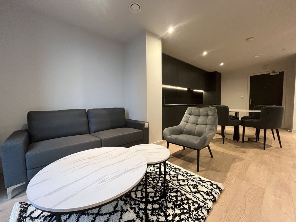 Property photo 3 of 28 Picture No. 03