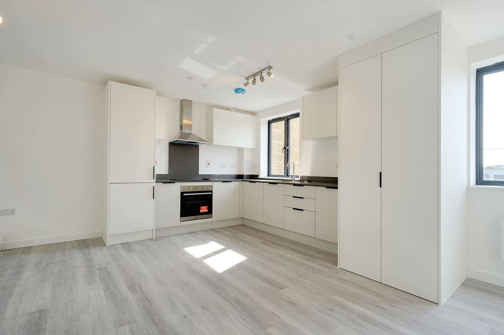 Property photo 2 of 5