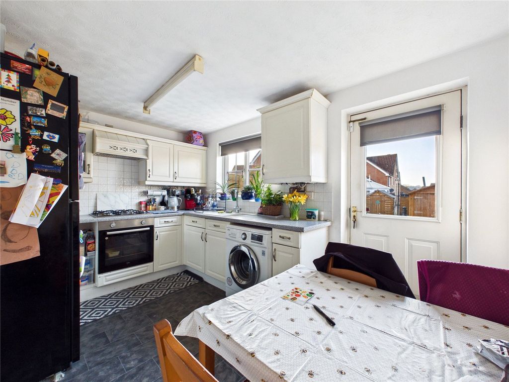 Property photo 2 of 8 Picture No. 07