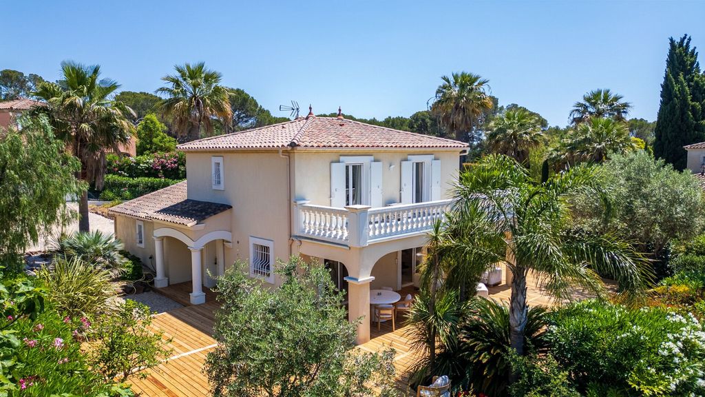 Property photo 1 of 17 Renovated 4-Bedroom Villa In Boulouris, Close To Beaches And Shops