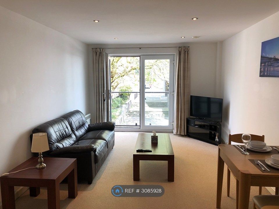 Property photo 2 of 6