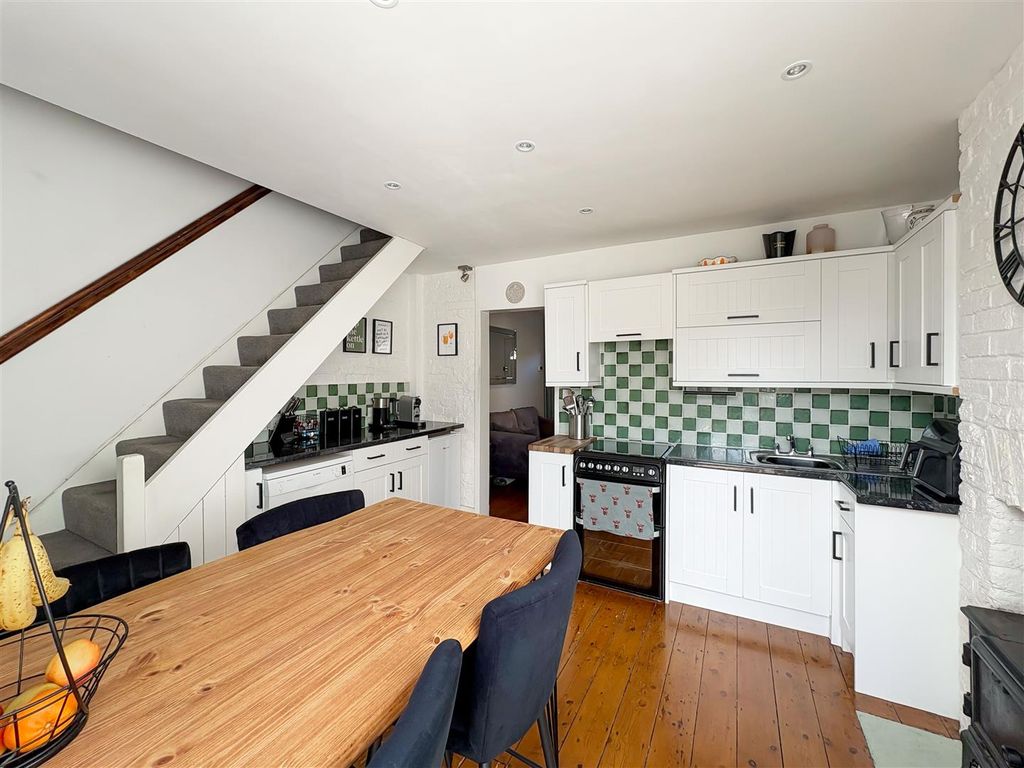 Property photo 2 of 13 Img_3509.Jpg